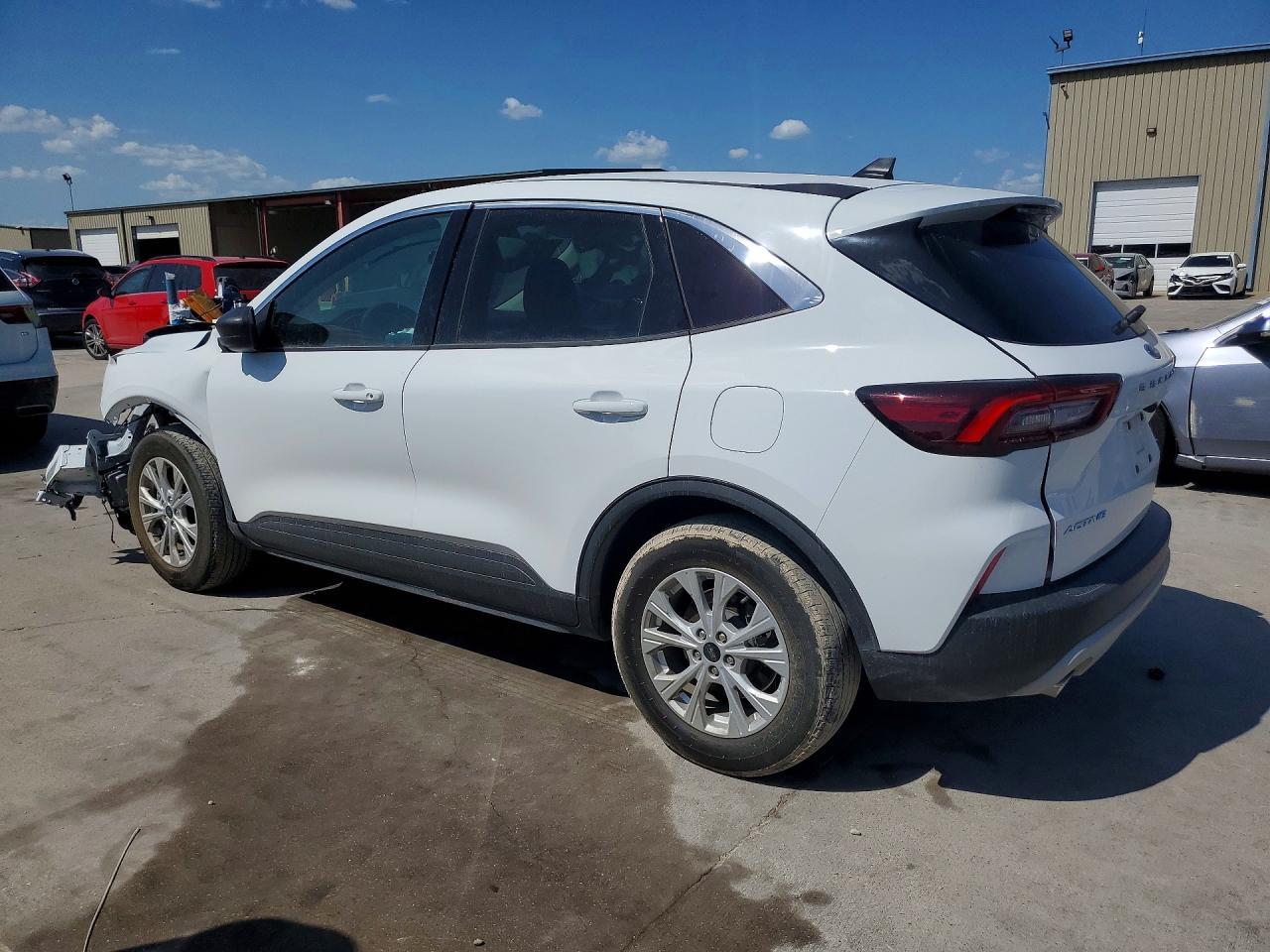 2024 Ford Escape Active - Фото 2
