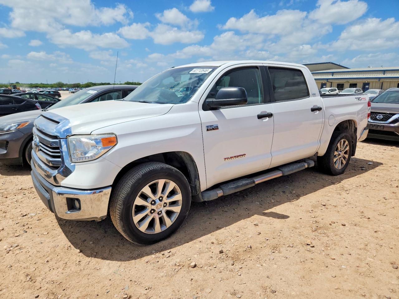 2016 Toyota Tundra Crewmax Sr5