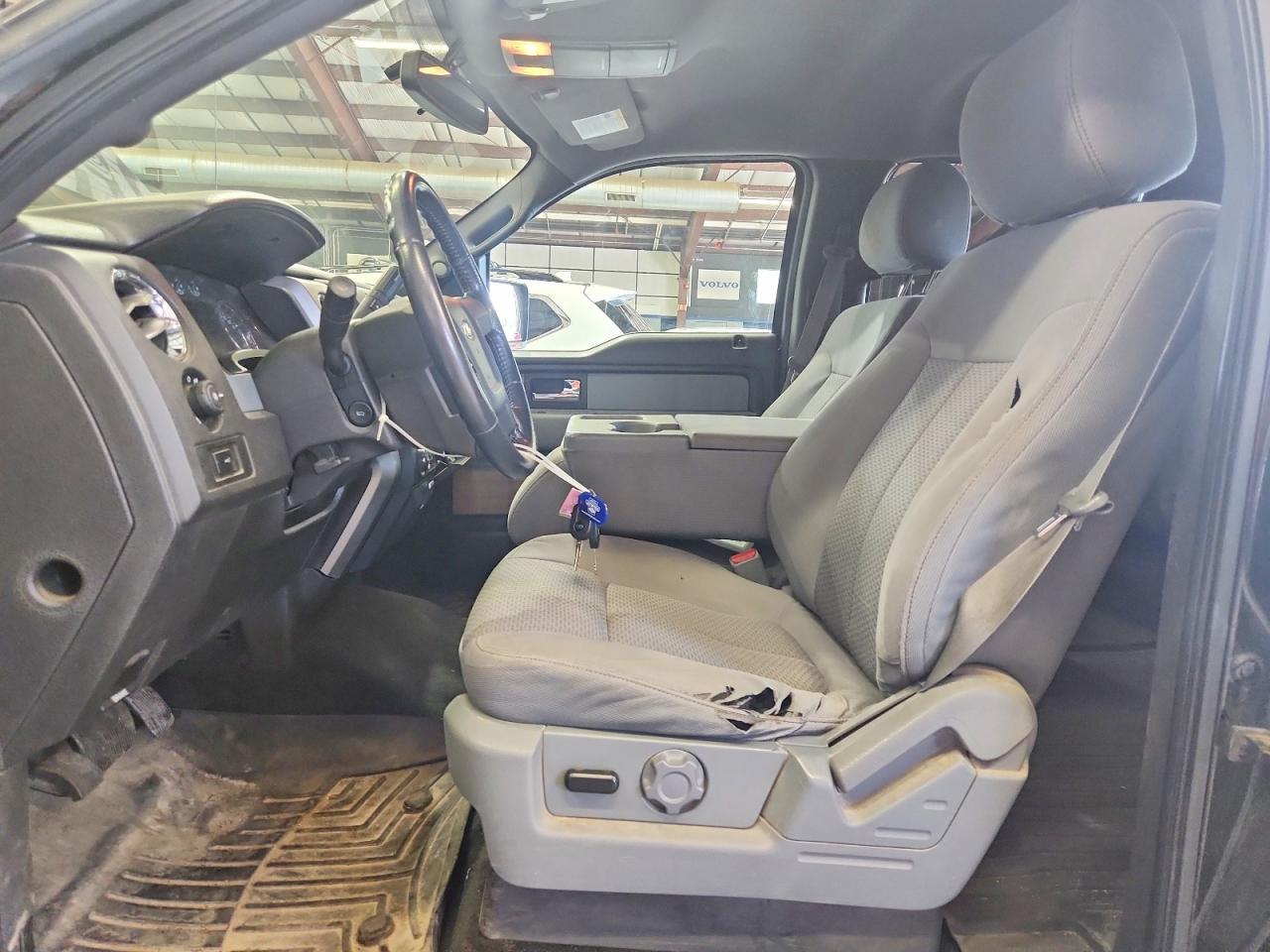2014 Ford F150 - Фото 7