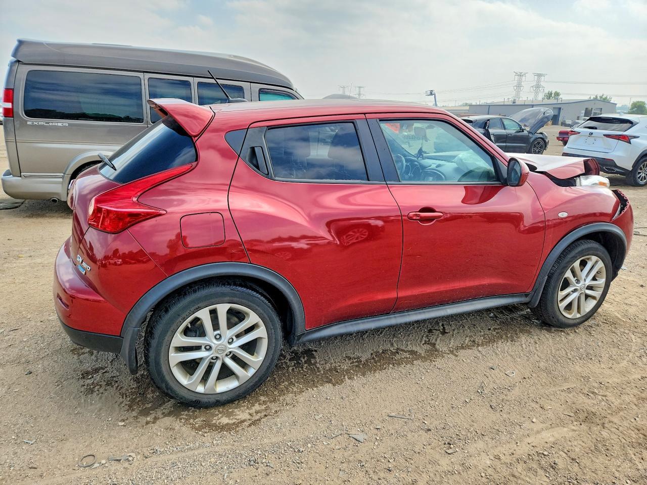 2014 Nissan Juke Sv - Image 3