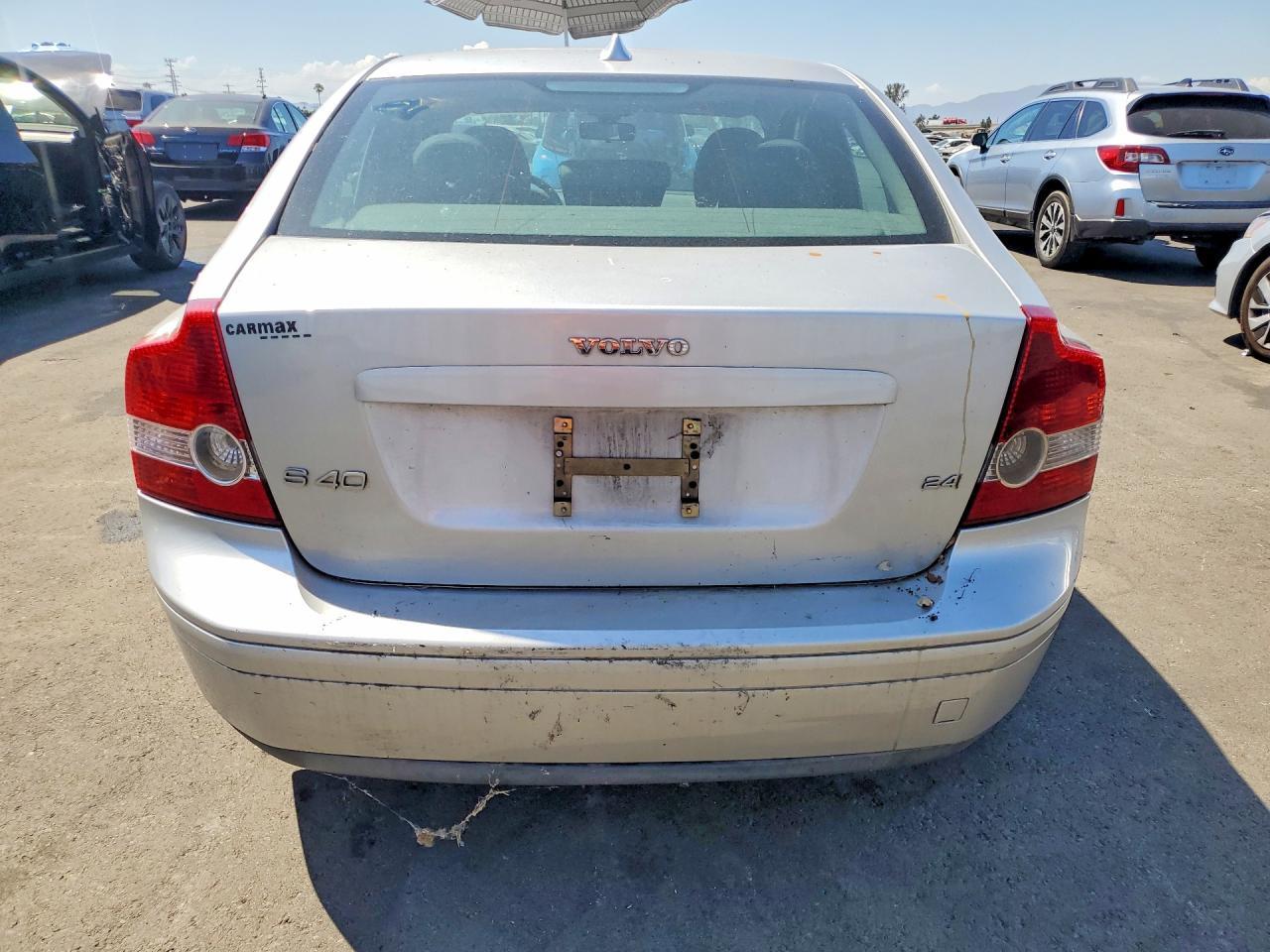 2006 Volvo S40 2.4I - Фото 6