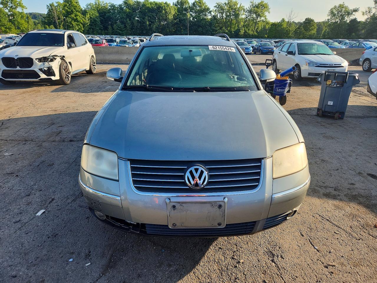 2005 Volkswagen Passat - Image 5