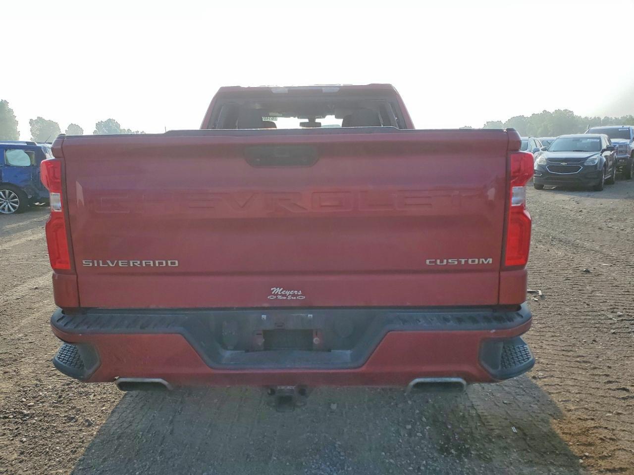 2019 Chevrolet Silverado K1500 Custom - Фото 6