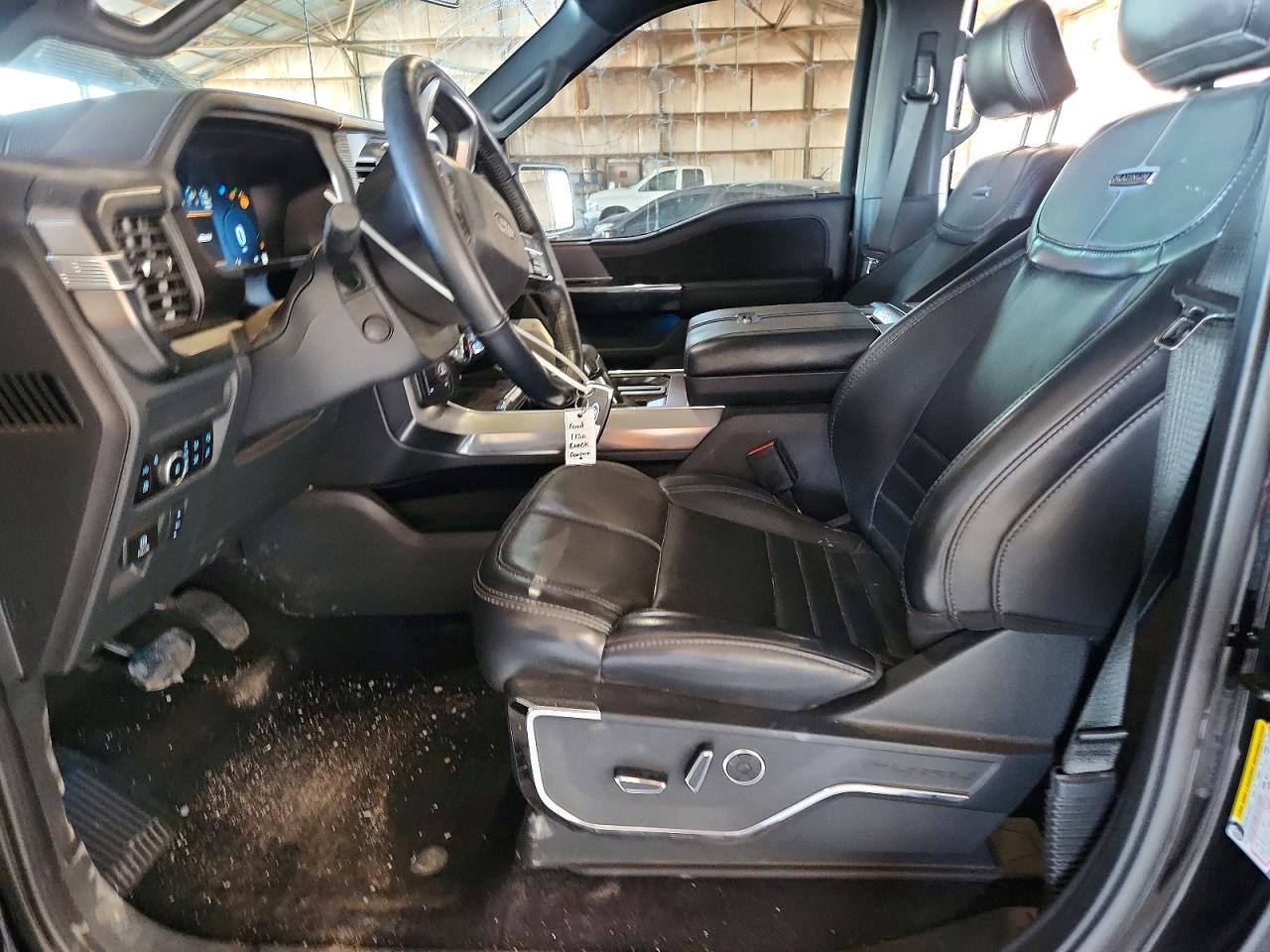 2025 Ford F150 Platinum - Image 7