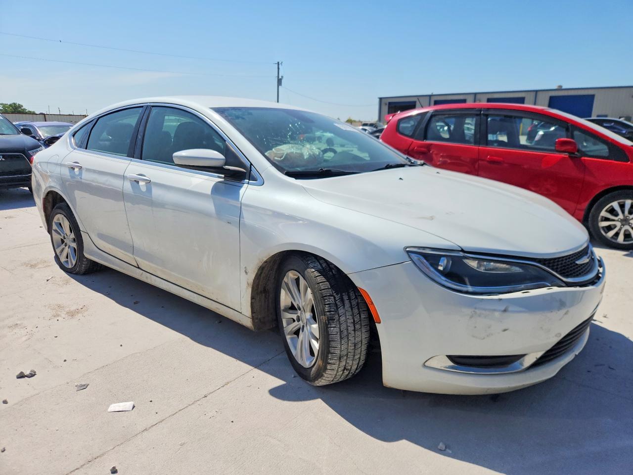 2015 Chrysler 200 Limited - Image 4