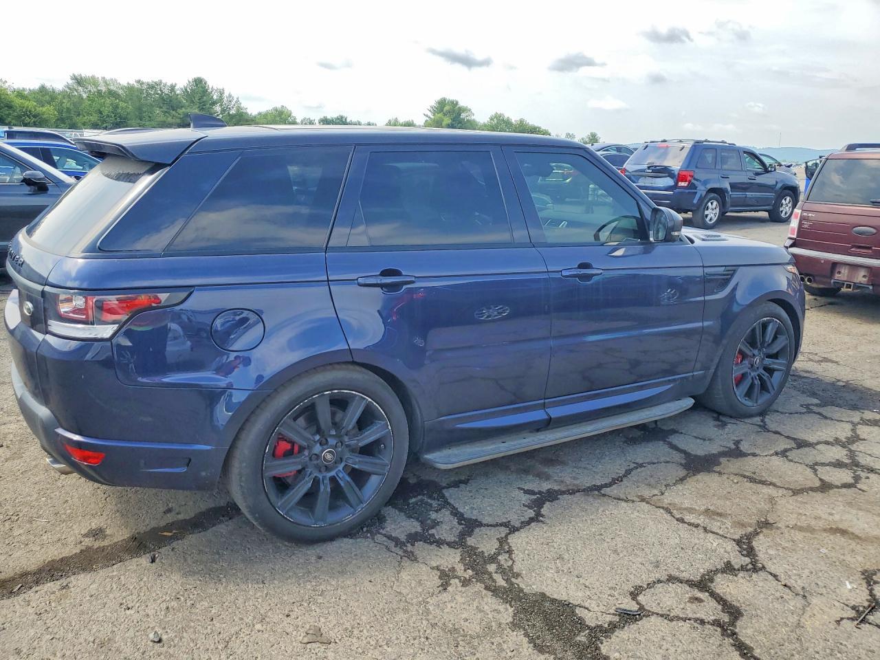 2017 Land Rover Range Rover Sport Autobiography - Image 3