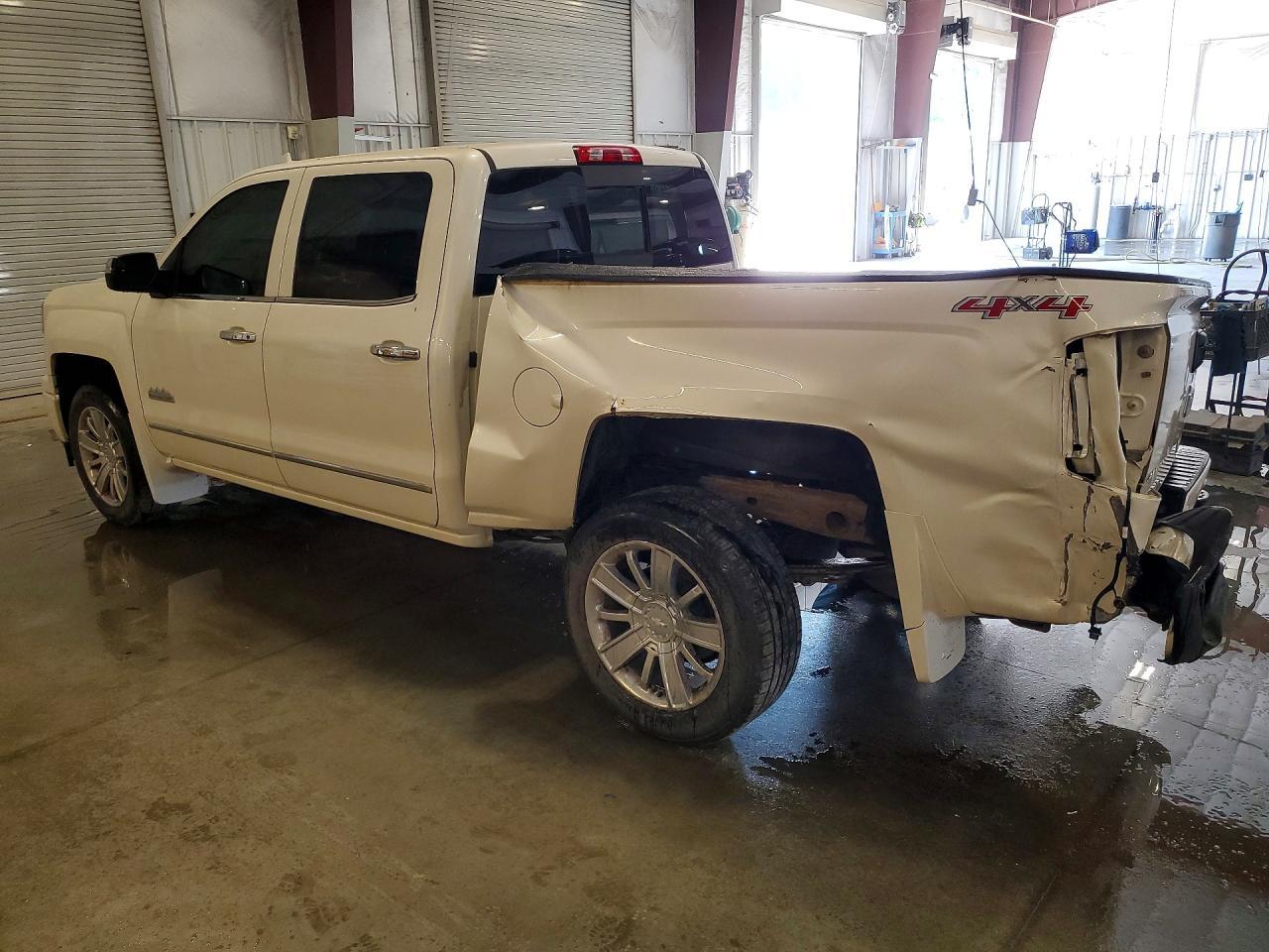 2015 Chevrolet Silverado K1500 High Country - Image 2