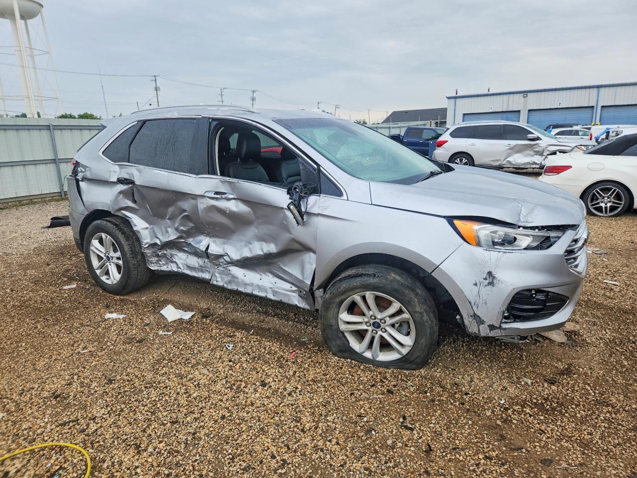 2020 Ford Edge Sel - Фото 4