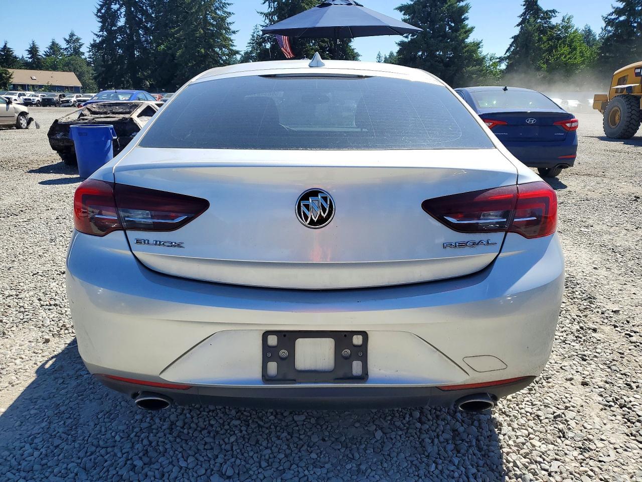 2018 Buick Regal Preferred - Image 6