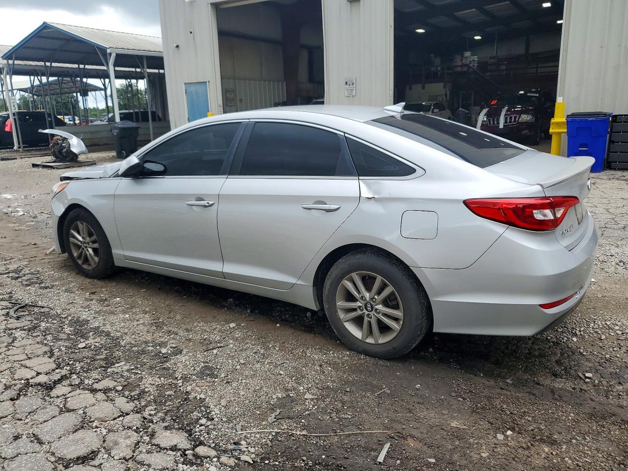 2016 Hyundai Sonata Se - Фото 2