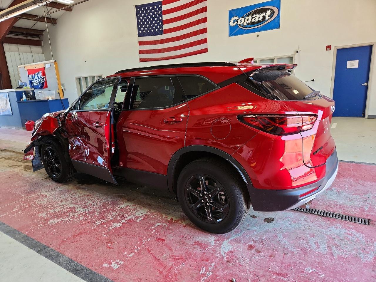 2025 Chevrolet Blazer 2Lt - Image 2