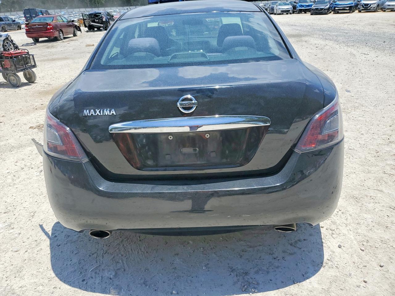 2014 Nissan Maxima 3.5 S - Image 6