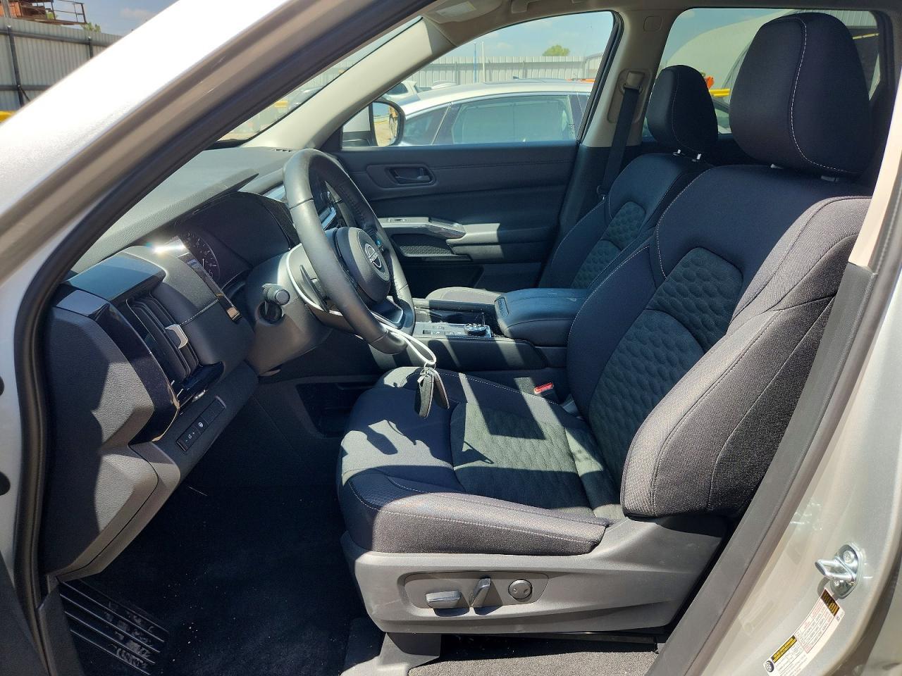 2024 Nissan Pathfinder Sv - Image 7