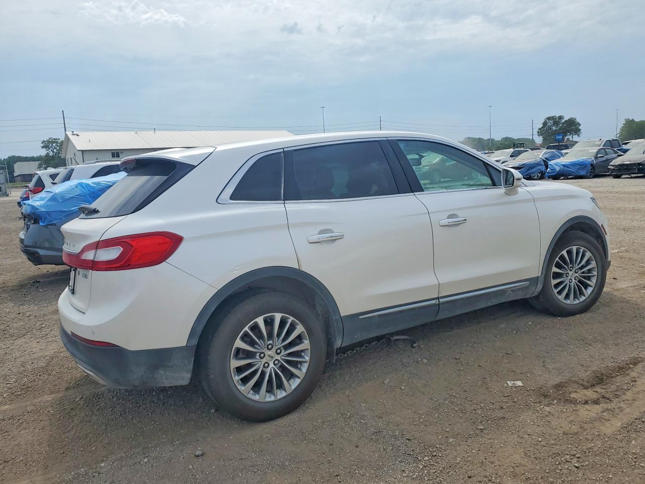 2017 Lincoln Mkx Select - Фото 3