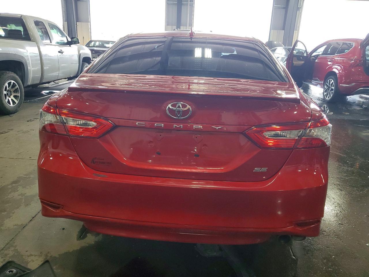 2019 Toyota Camry Se - Фото 6