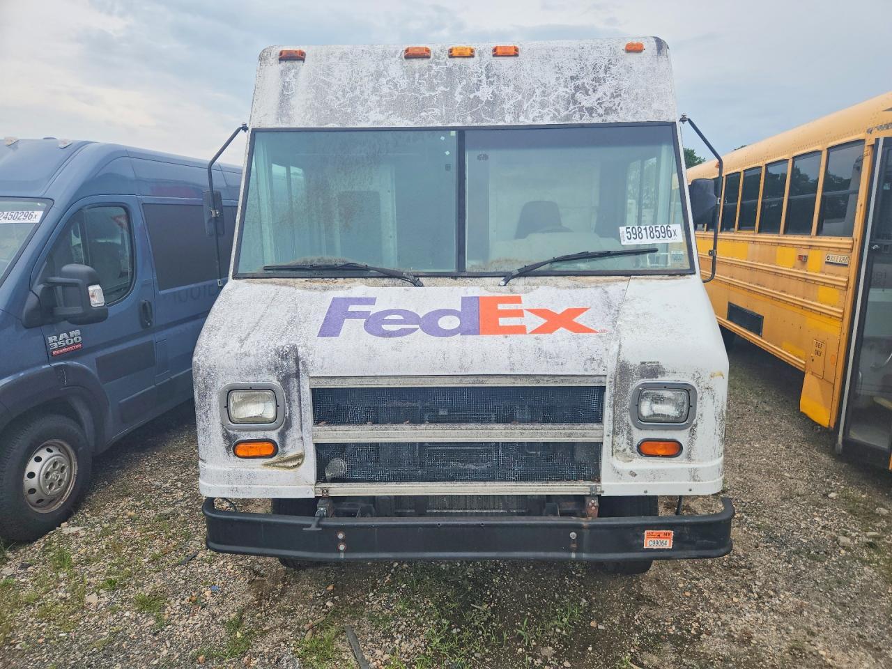 2003 Ford Econoline E450 Super Duty Commercial Stripped Chassis - Фото 5