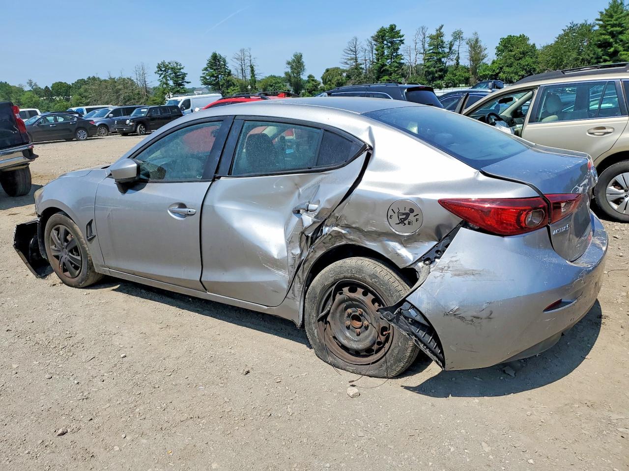 2015 Mazda 3 Sport - Фото 2