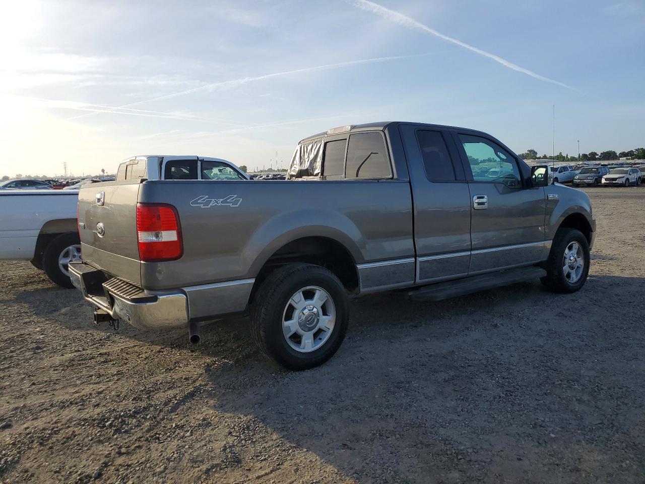2005 Ford F150 - Фото 3
