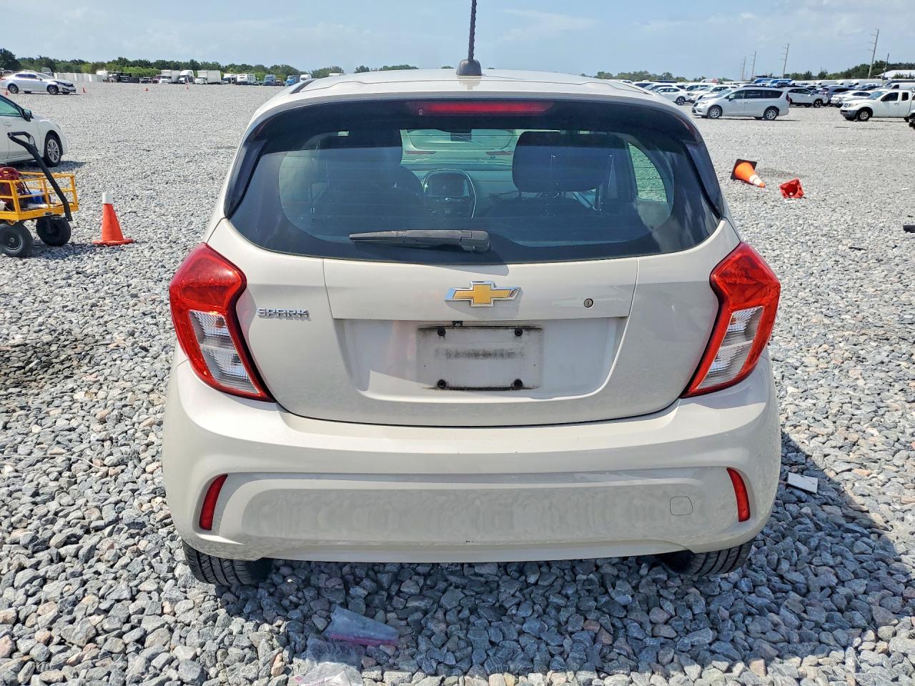 2019 Chevrolet Spark Ls - Image 6
