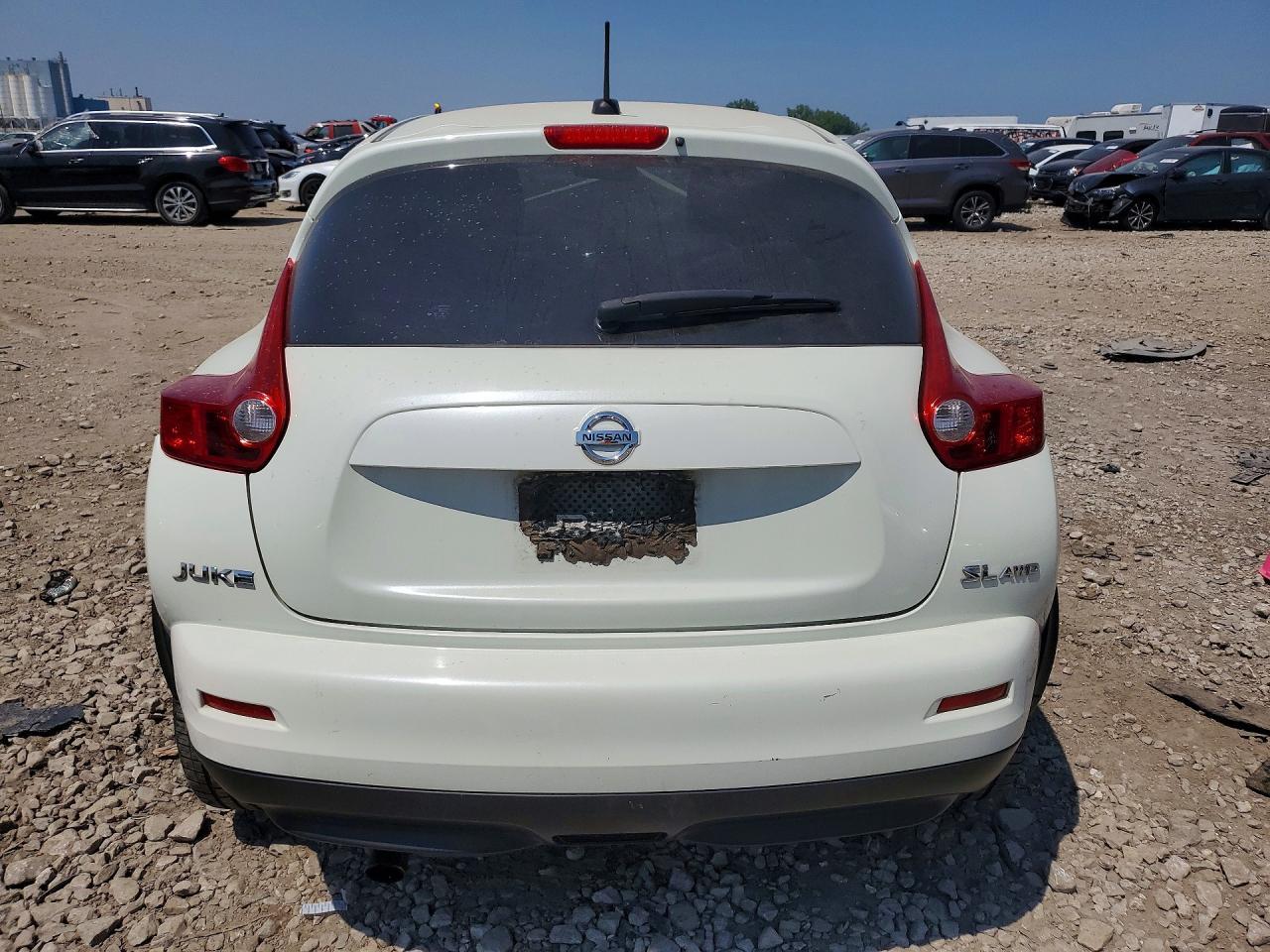 2011 Nissan Juke S - Фото 6