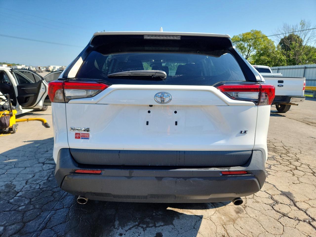 2023 Toyota Rav4 Le - Фото 6