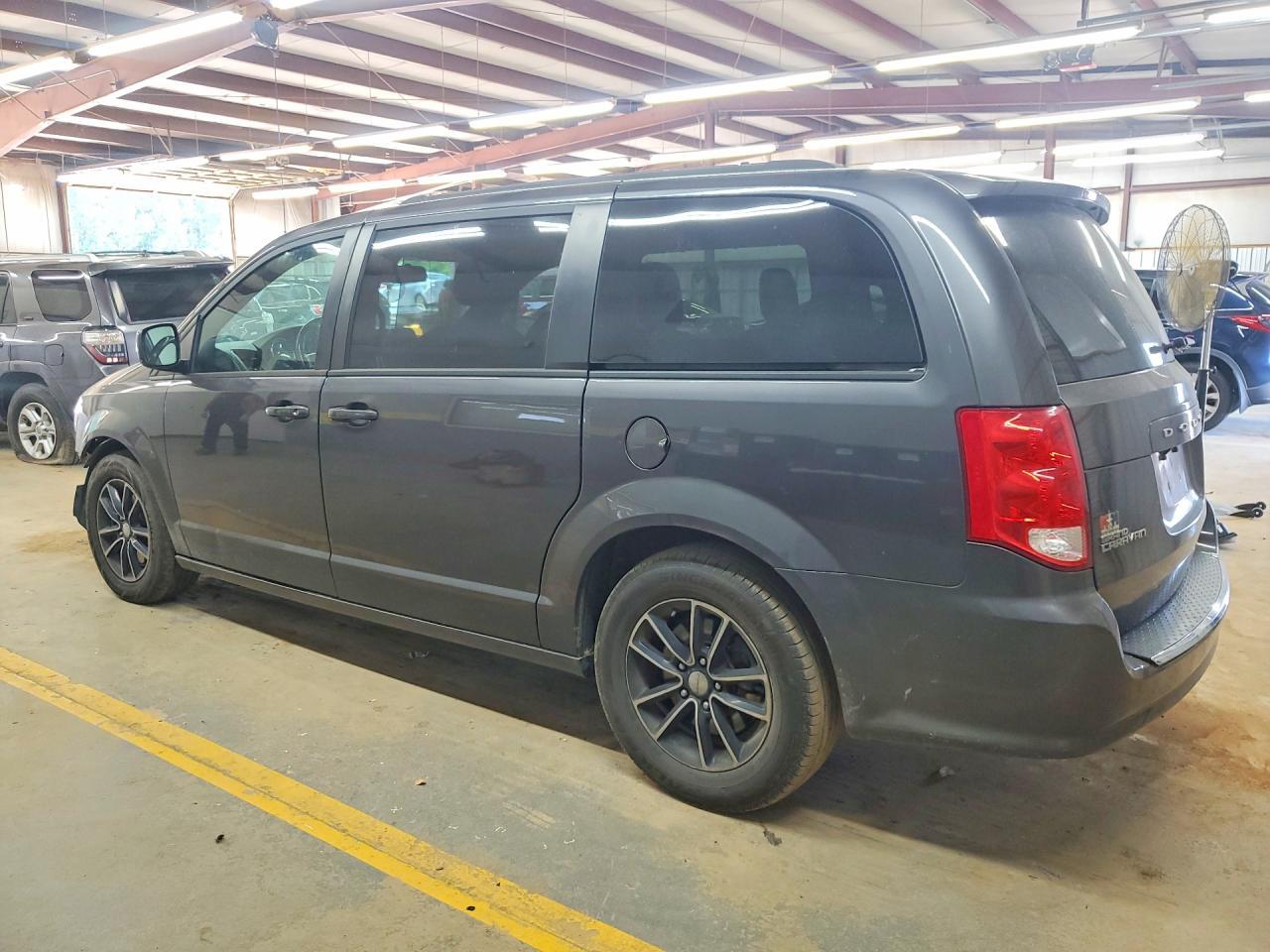 2018 Dodge Grand Caravan Gt - Фото 2