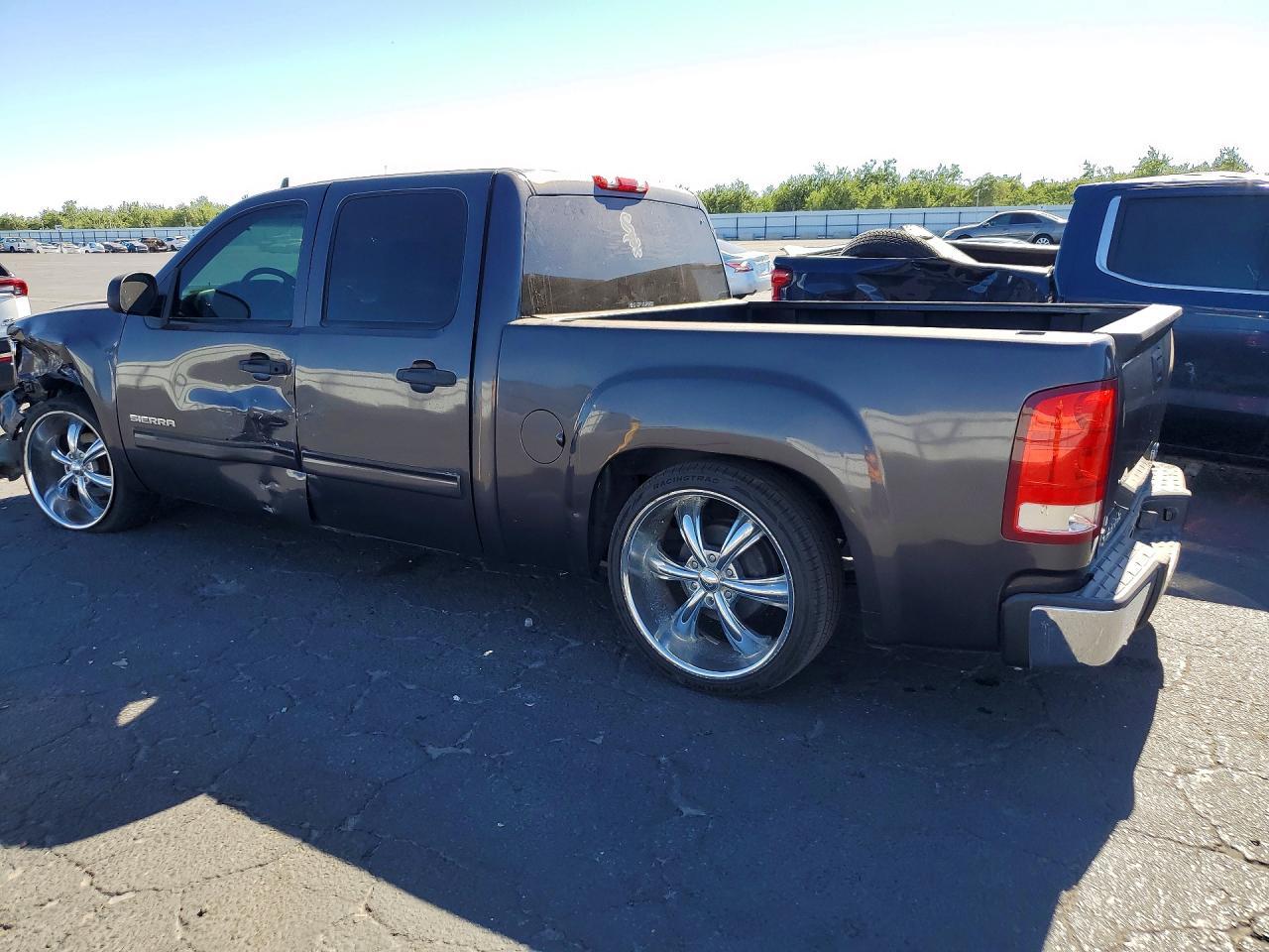 2011 GMC Sierra C1500 Sl - Image 2