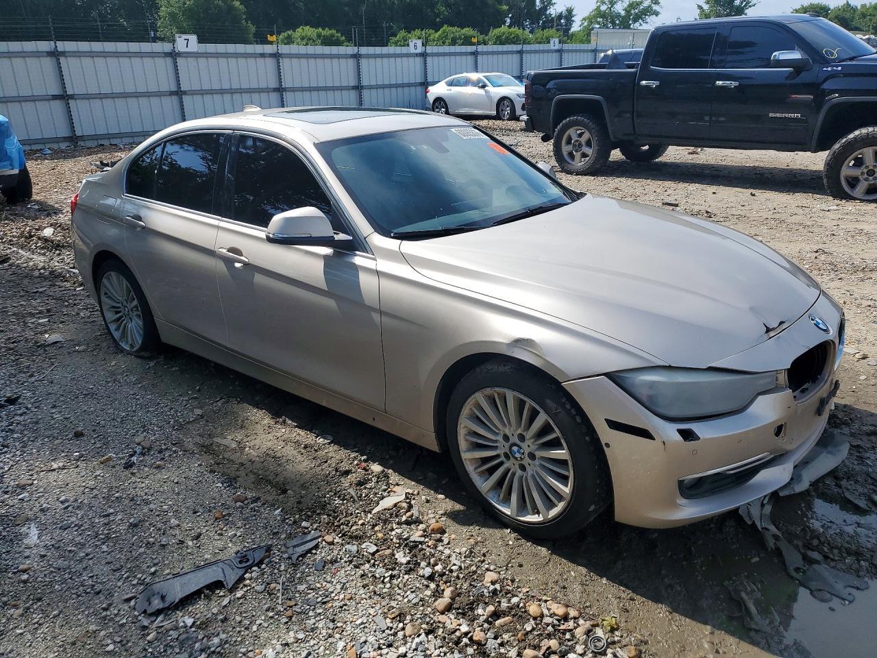 2013 BMW 328 Xi - Image 4