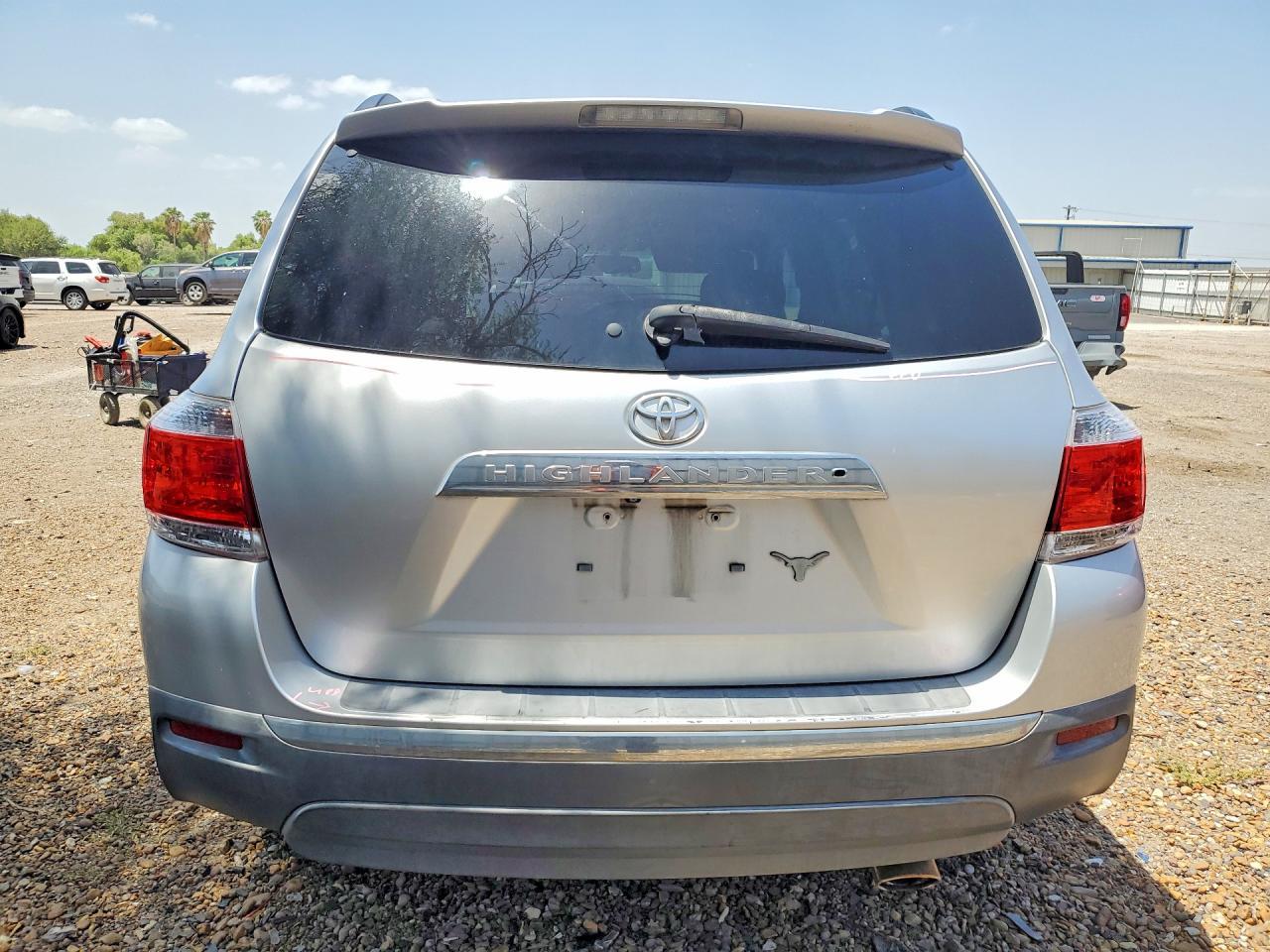 2011 Toyota Highlander Limited - Фото 6