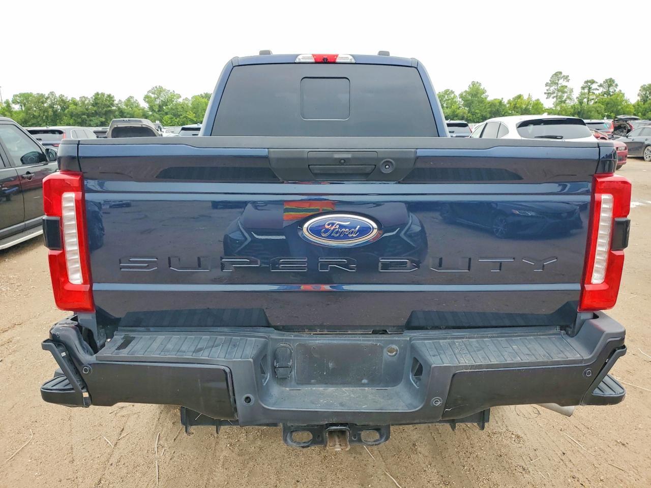 2024 Ford F250 Super Duty - Image 6
