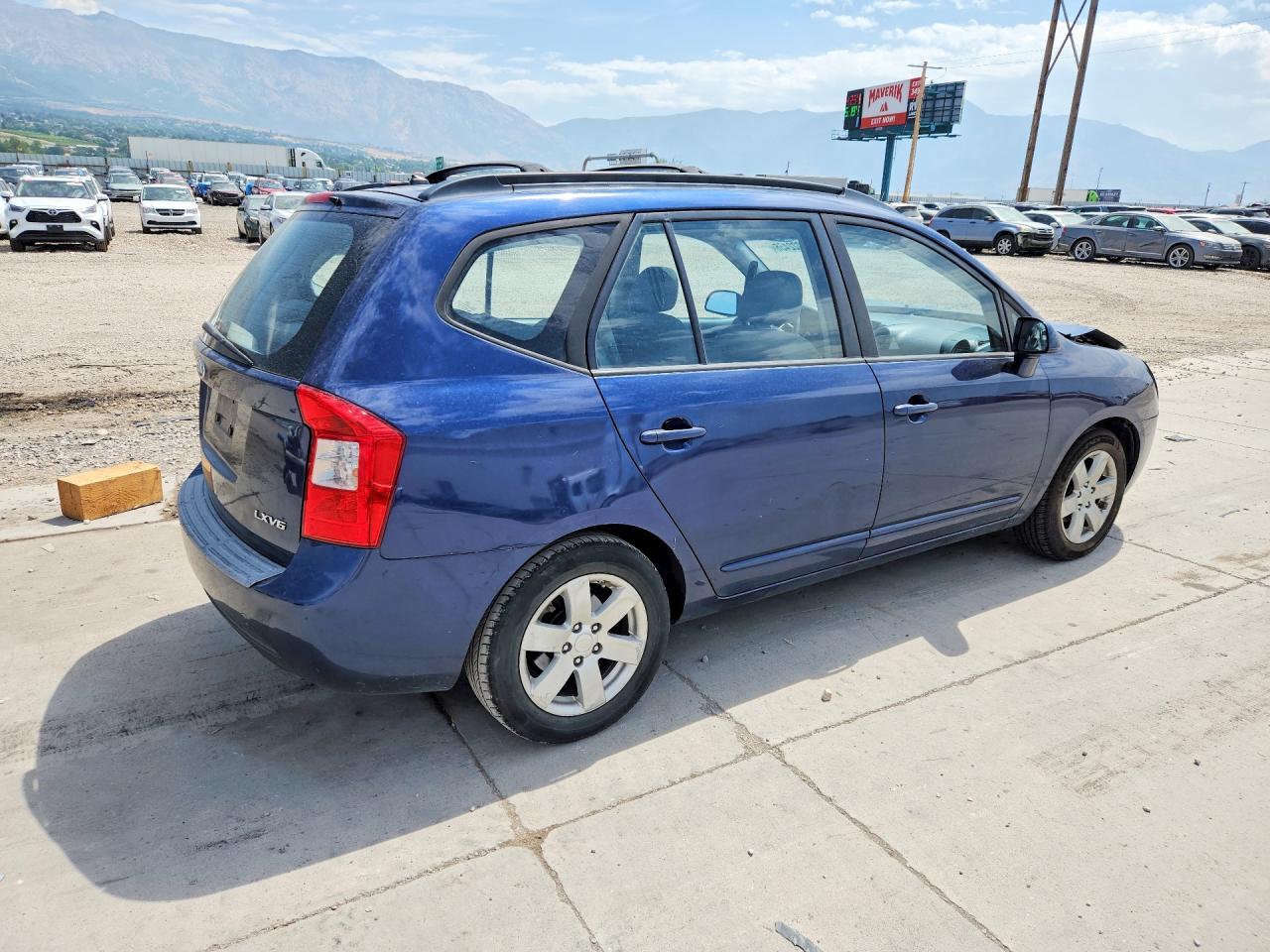 2008 Kia Rondo Lx - Фото 3
