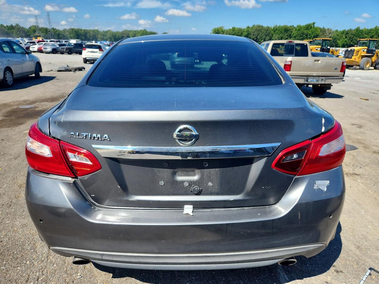 2017 Nissan Altima 2.5 S - Image 6