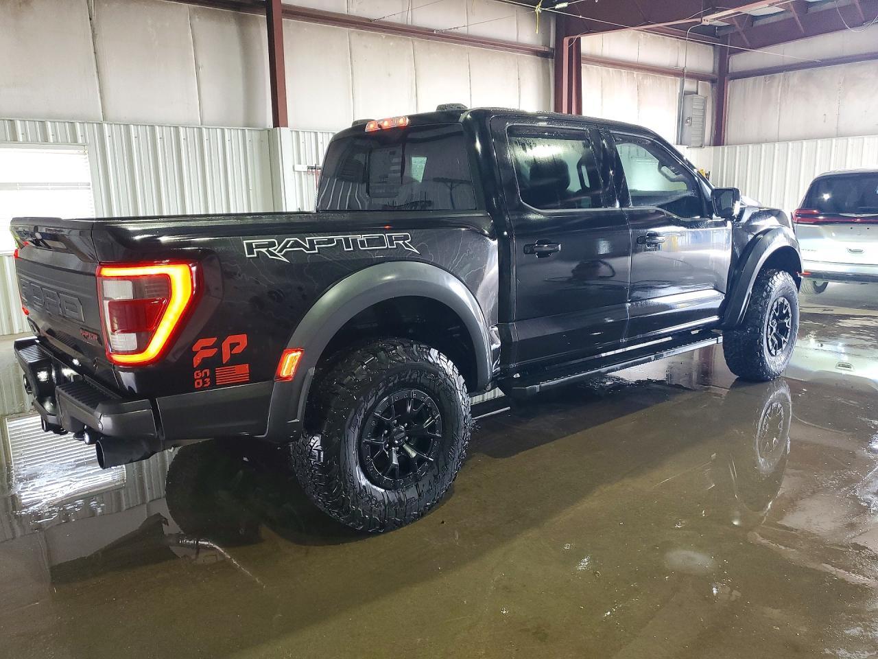 2023 Ford F150 Raptor - Фото 3