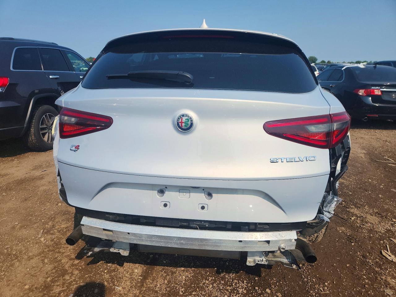 2023 Alfa Romeo Stelvio Sprint - Фото 6
