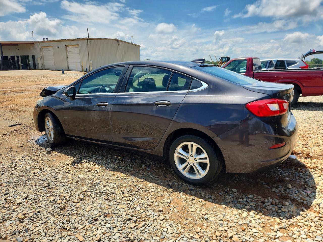 2017 Chevrolet Cruze Lt - Фото 2