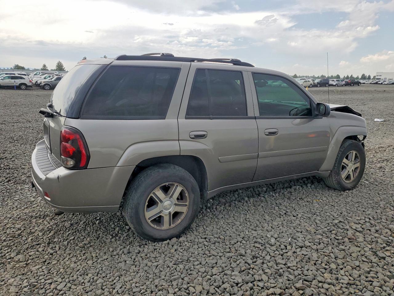 2007 Chevrolet Trailblazer Ls - Image 3