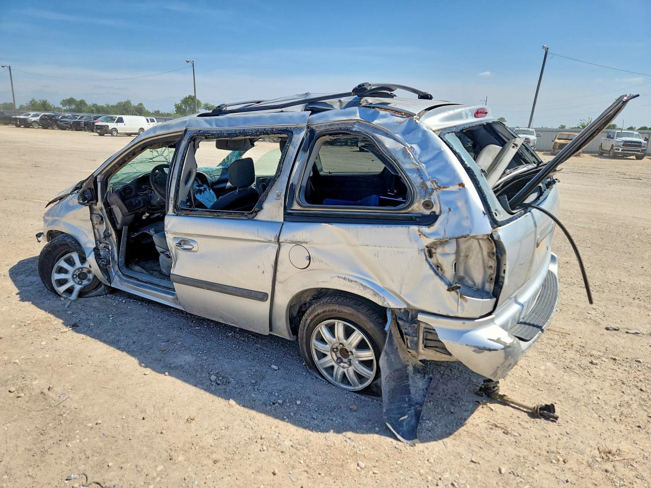 2008 Chrysler Town & Cntry - Фото 2
