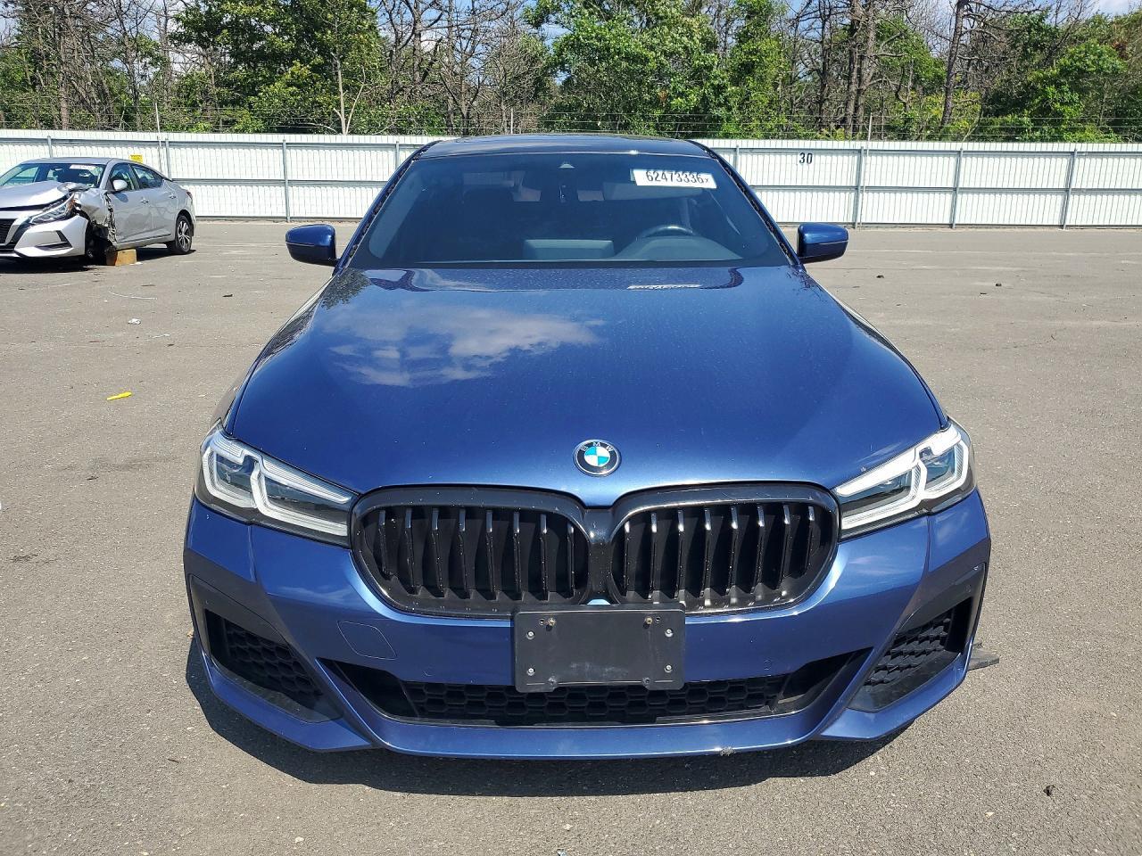 2022 BMW 540 Xi - Фото 5
