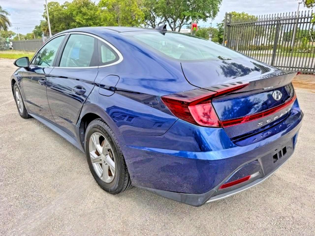 2021 Hyundai Sonata Se - Image 2