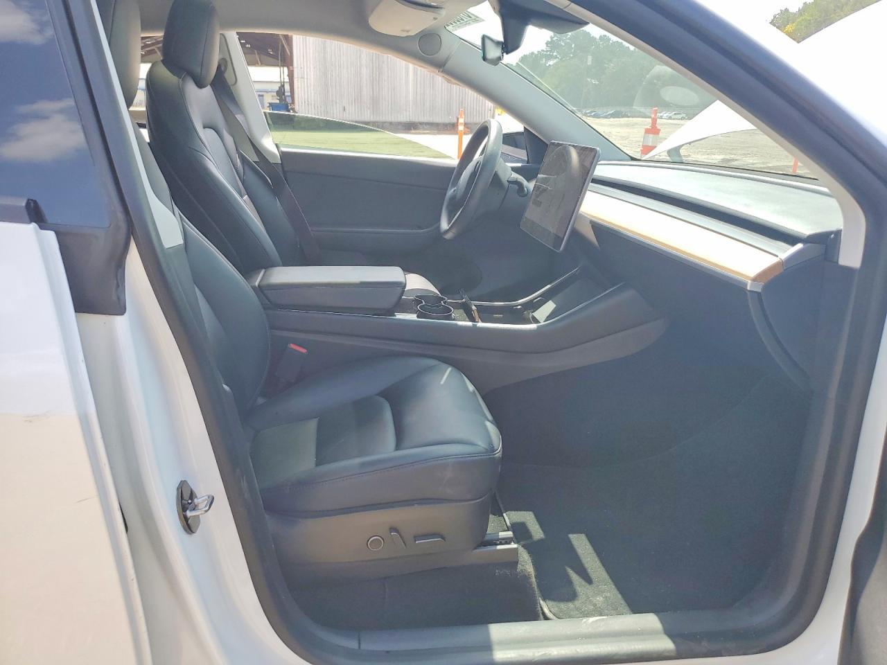 2021 Tesla Model Y - Фото 7