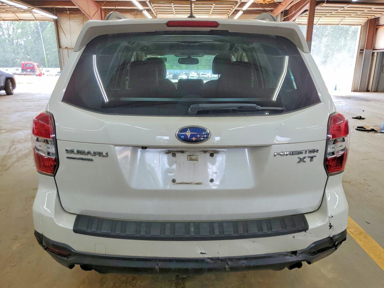 2015 Subaru Forester 2.0Xt Touring - Фото 6