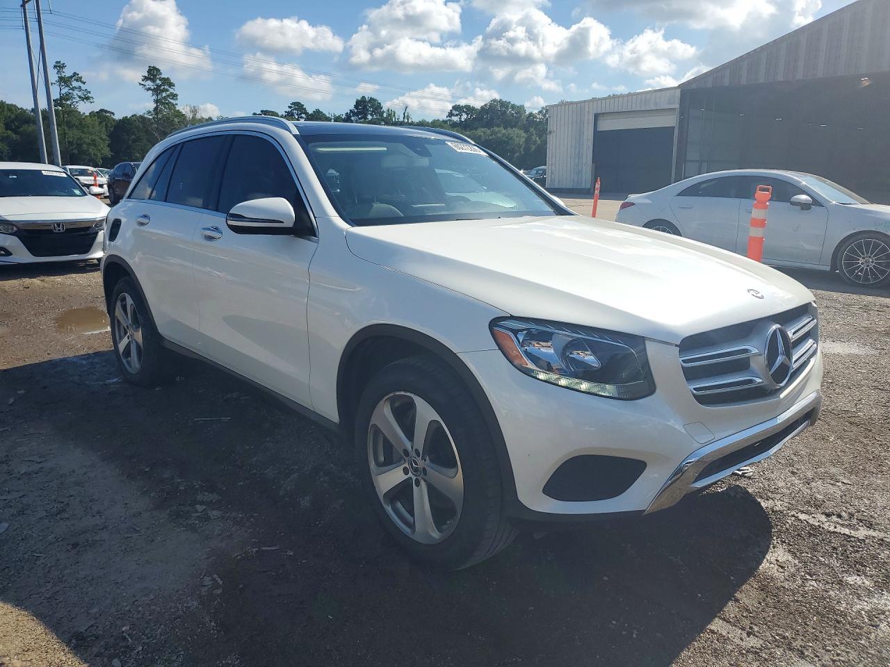 2017 Mercedes-Benz Glc 300 - Image 4