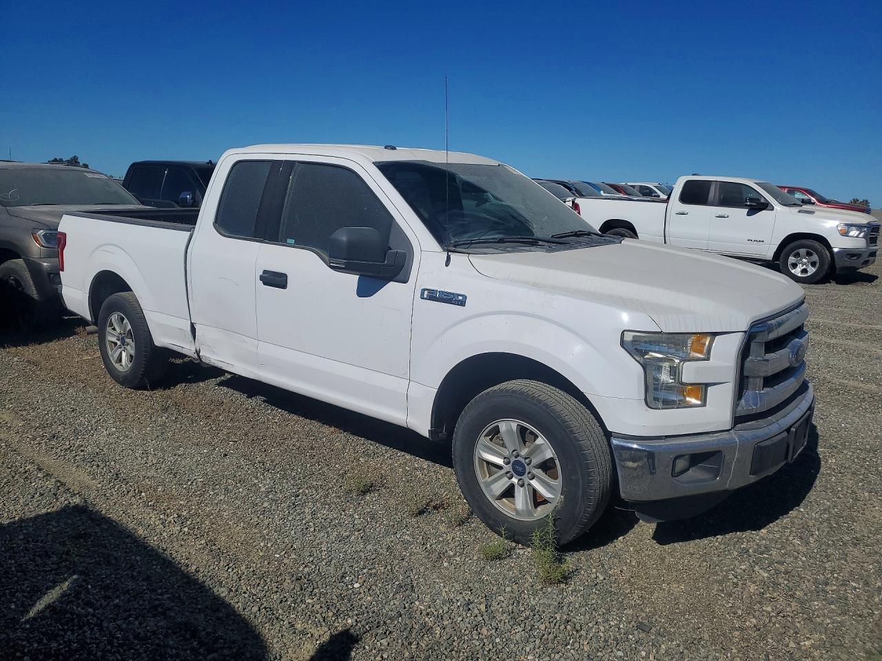 2016 Ford F150 Super Cab - Фото 4