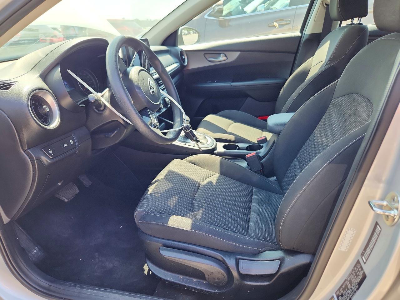 2020 Kia Forte Lxs - Image 7