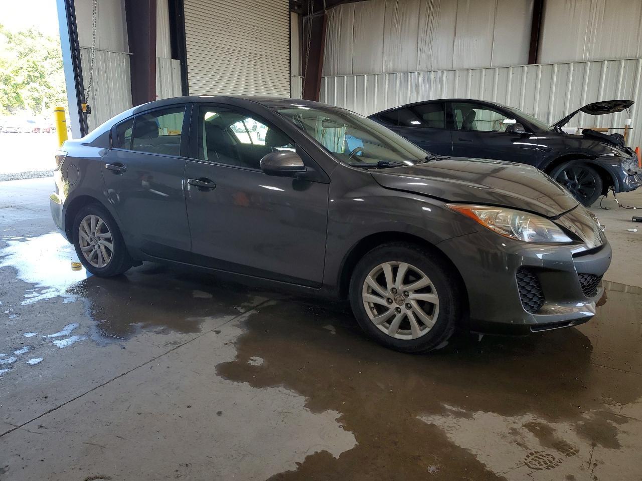 2012 Mazda 3 I - Image 4