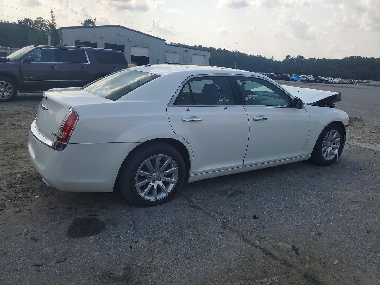 2012 Chrysler 300 Limited - Image 3
