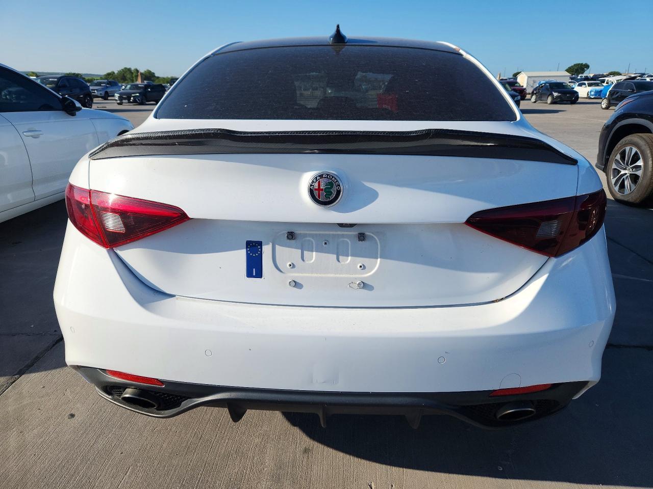 2017 Alfa Romeo Giulia Ti Q4 - Фото 6