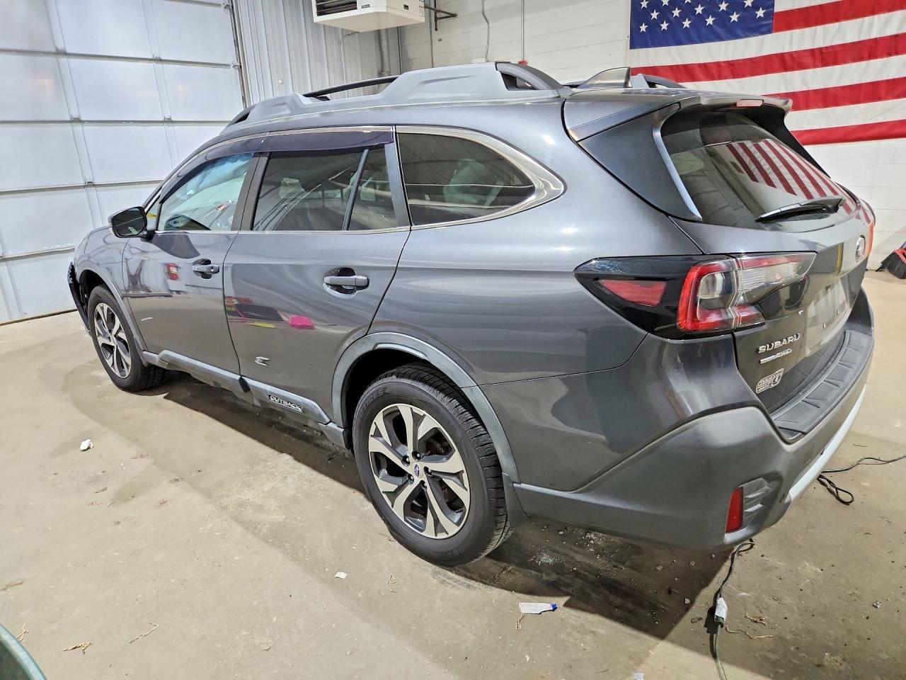 2020 Subaru Outback Limited - Фото 2