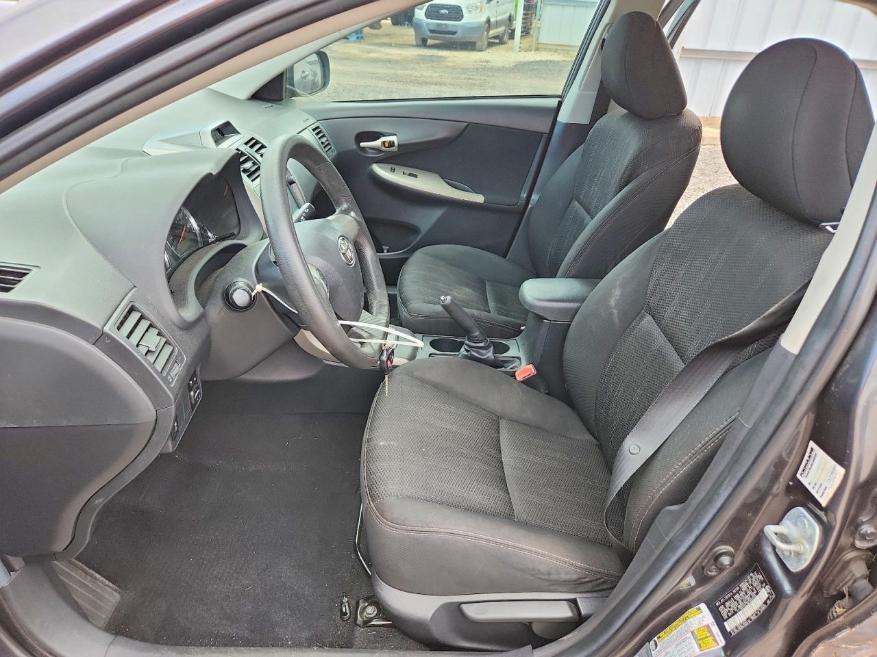 2013 Toyota Corolla L - Фото 7