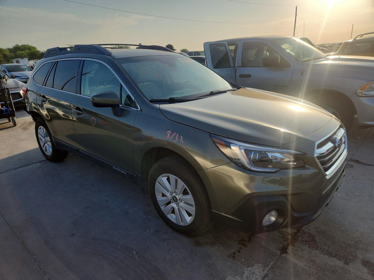 2019 Subaru Outback 2.5I Premium - Image 4